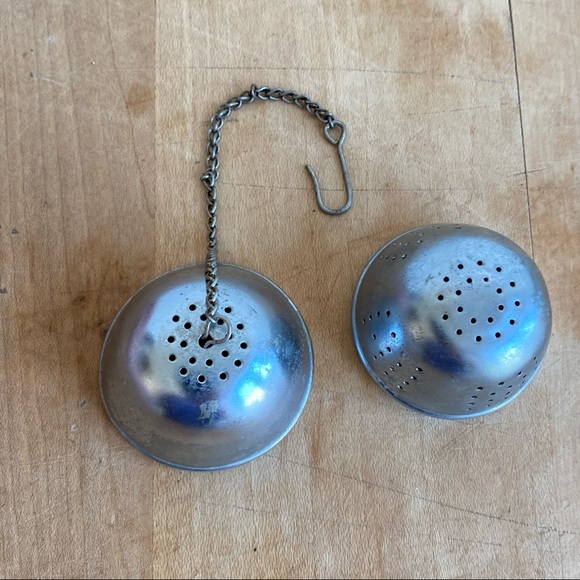 Vintage Tea Strainers Infusers Germany Ball & Swivel Lot of 2 - Picture 5 of 14